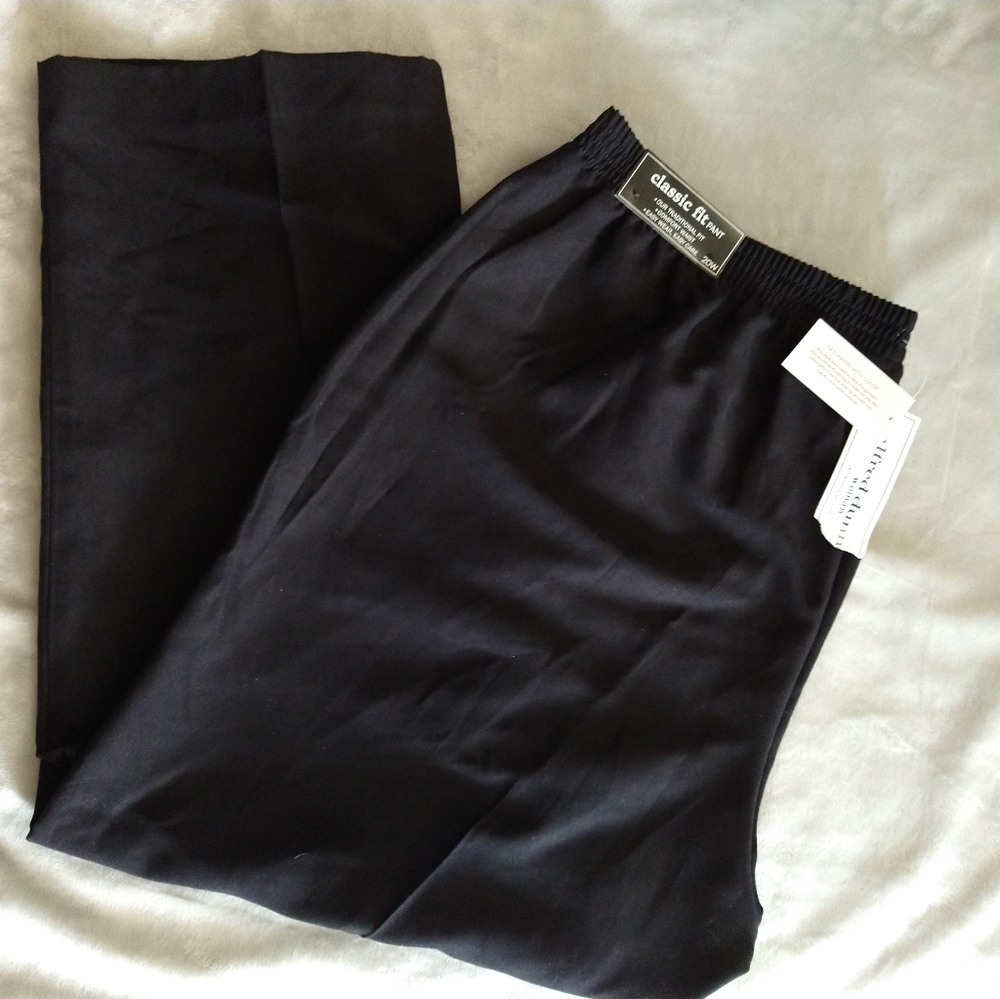 NWT Classic Fit Alfred Dunner Basic Black Pants 20W